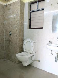Primarc Southwinds Attached Bathroom with Bedroom One 4