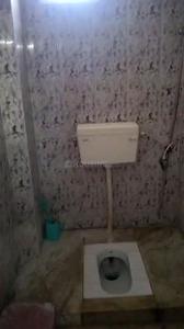 Bathroom Image of 1000 Sq.ft 2.5 BHK Builder Floor for rent in Yadav Colony Patna for Rs. 23000