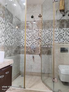 Bathroom Image of 3250 Sq.ft 3 BHK Independent House for rent in Paschim Vihar New Delhi for Rs. 60500