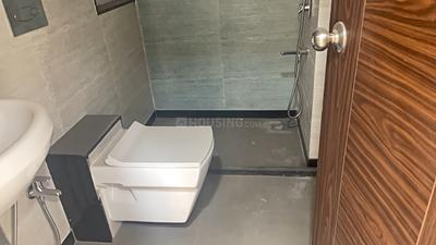 Image of 694 Sq.ft 2 BHK Apartment / Flat for sale in Andheri West, Mumbai for Rs. 25000000