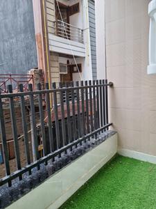 Bedroom One Image of 800 Sq.ft 3 BHK Apartment / Flat for sale in Hans Builders Floor, Razapur Khurd New Delhi for Rs. 4850002