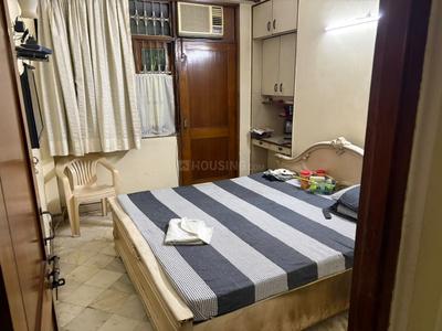 Bedroom Image of 400 Sq.ft 1 RK Independent House for rent in Chittaranjan Park New Delhi for Rs. 33000