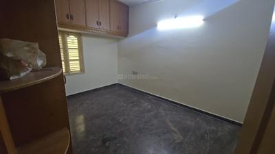 Bedroom Image of 1800 Sq.ft 2 BHK Builder Floor for rent in Koramangala Bengaluru for Rs. 45000