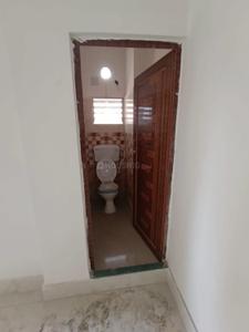 Bathroom Image of 1000 Sq.ft 2 BHK Apartment / Flat for sale in Airport Gate No 2 Kolkata for Rs. 3600000