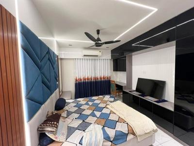 Bedroom Image of 2650 Sq.ft 3 BHK Apartment / Flat for rent in Shubh Saral Skyline, Kudasan Gandhinagar for Rs. 51000