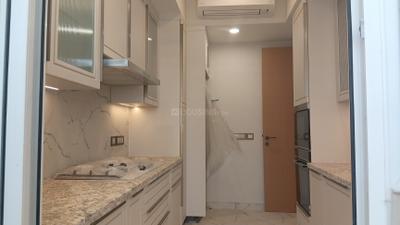 Kitchen Image of 3250 Sq.ft 4 BHK Builder Floor for sale in DLF The Grove, DLF Phase 5 Gurgaon for Rs. 85500000