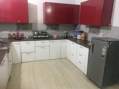Kitchen Image of 2000 Sq.ft 3 BHK Builder Floor for rent in Sector 40 Gurgaon for Rs. 49000