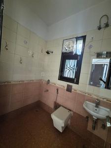 Bathroom Image of 1655 Sq.ft 2 BHK Independent House for rent in Sector 40 Gurgaon for Rs. 39000