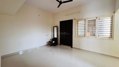 Bedroom Image of 600 Sq.ft 1 BHK Builder Floor for rent in Domlur Layout Bengaluru for Rs. 25500