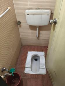 Bathroom Image of 615 Sq.ft 1 BHK Apartment / Flat for sale in Haware Citi , Kasarvadavali Thane for Rs. 4349999