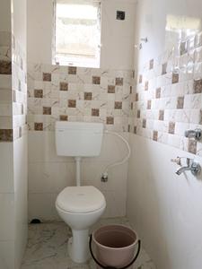 Common Bathroom Image of 840 Sq.ft 2 BHK Apartment / Flat for rent in Kasba Kolkata for Rs. 15000