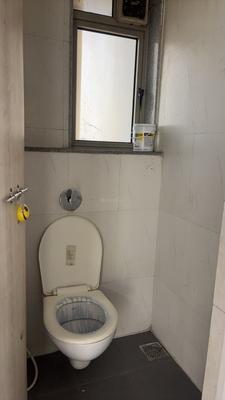 Bathroom Image of 584 Sq.ft 1 BHK Apartment / Flat for sale in Lodha Casa Rio, Palava Phase 1 Thane for Rs. 2900000