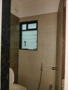 Common Bathroom Image of 555 Sq.ft 1 BHK Apartment / Flat for sale in Dynamic Crest Phase I Rimo Everest, Khidkali Thane for Rs. 3700000