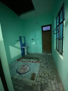 Kitchen Image of 600 Sq.ft 3 BHK Builder Floor for rent in Meerapur Allahabad for Rs. 11500