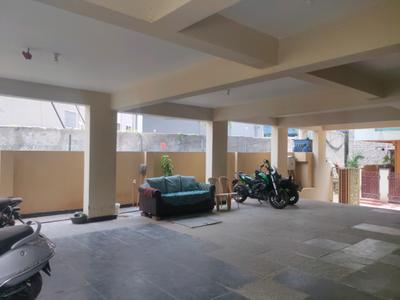 Car Garage Image of 9000 Sq.ft 10 BHK Independent House for sale in Gachibowli Hyderabad for Rs. 52000000