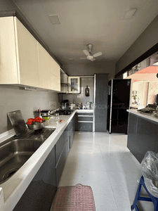 Image of 990 Sq.ft 2 BHK Apartment / Flat for rent in Evershine Millennium Paradise, Kandivali East, Mumbai for Rs. 75000