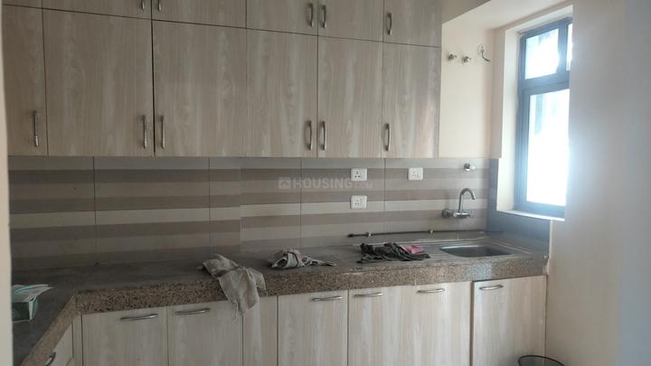 Paras Dews Main Image 1