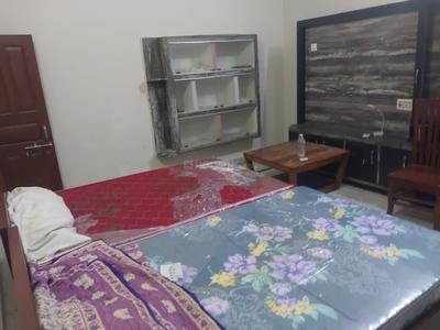 Bedroom Image of 2500 Sq.ft 3 BHK Independent House for rent in Sahadatganj Ayodhya for Rs. 35000