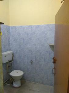 Bathroom Image of 1500 Sq.ft 2 BHK Builder Floor for rent in Baraudha Mirzapur for Rs. 14000