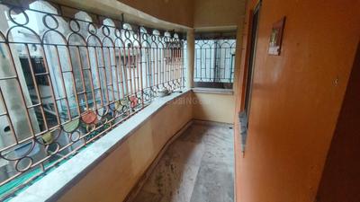 Balcony Image of 850 Sq.ft 2 BHK Apartment / Flat for rent in Ashok Nagar Kolkata for Rs. 15000