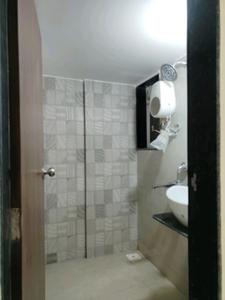 Common Bathroom Image of 650 Sq.ft 1 BHK Apartment / Flat for sale in Boisar Mumbai for Rs. 3152500