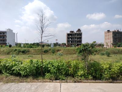Image of 109 Sq.ft Residential Plot / Land for sale in Amolik Aster Woods, Sector 98, Faridabad for Rs. 17440000