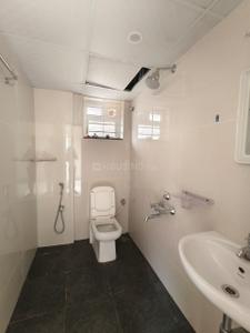 Bathroom Image of 800 Sq.ft 1 BHK Builder Floor for rent in HSR Layout Bengaluru for Rs. 30000