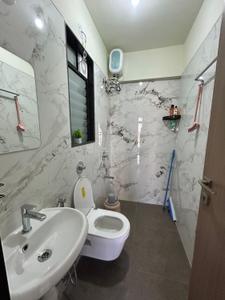 Image of 500 Sq.ft 1 BHK Apartment / Flat for rent in Oxford Navrang Crystal, Goregaon West, Mumbai for Rs. 50000
