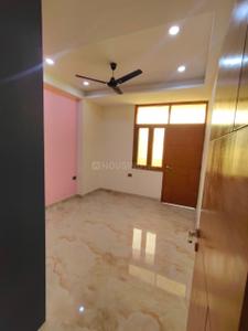 Bedroom Image of 1400 Sq.ft 3 BHK Apartment / Flat for sale in Avenue 1, Sector 73 Noida for Rs. 5260000