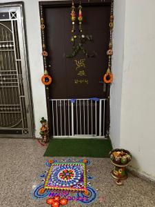 Image of 1175 Sq.ft 2.5 BHK Apartment / Flat for sale in Amrapali Silicon City, Sector 76, Noida for Rs. 12000000