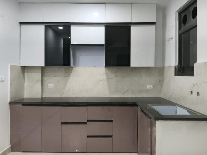 Venice Aspire Main Image 1