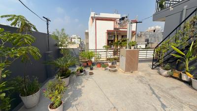 Image of 150 Sq.ft 1 RK Independent House for rent in Rajpur Khurd Village, New Delhi for Rs. 5000