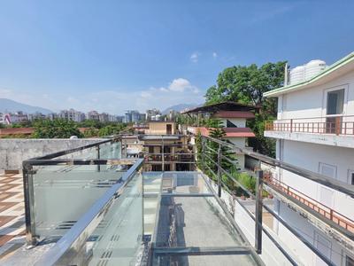 Balcony Image of 850 Sq.ft 3 BHK Independent House for sale in Rajpur Road Dehradun for Rs. 21000000