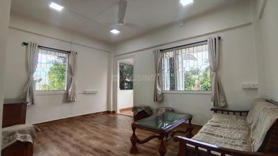 Hall Image of 750 Sq.ft 1 BHK Apartment / Flat for sale in Rose Kunj Apartment, Bandra West Mumbai for Rs. 22500000