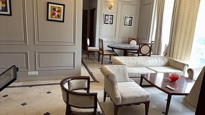 Living Room Image of 1667 Sq.ft 2 BHK Apartment / Flat for sale in Central Town Houses, Sector 48 Gurgaon for Rs. 59500000
