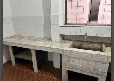 Kitchen Image of 650 Sq.ft 1 BHK Apartment / Flat for rent in Ahura Shahinshah, Koregaon Park Pune for Rs. 32000
