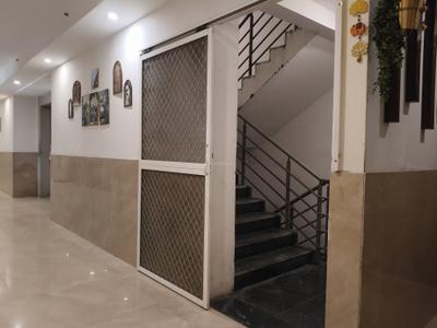 Living Room Image of 2500 Sq.ft 3.5 BHK Apartment / Flat for sale in Mahagun Mezzaria, Sector 78 Noida for Rs. 42500000
