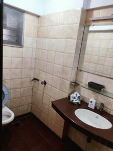 Image of 1800 Sq.ft 4 BHK Apartment / Flat for sale in Khar West, Mumbai for Rs. 88000000