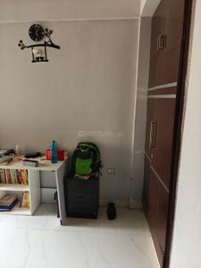 Bedroom Image of 1420 Sq.ft 3.5 BHK Apartment / Flat for sale in Amrapali Zodiac, Sector 120 Noida for Rs. 15500000