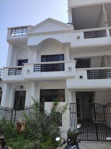 Image of 800 Sq.ft 2 BHK Builder Floor for rent in Eldeco Towne, Madiyava, Lucknow for Rs. 11000