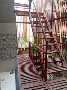 Balcony Image of 550 Sq.ft 1 RK Builder Floor for rent in Sector 63 A Noida for Rs. 15500