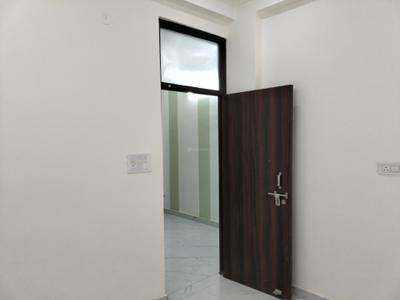 Bedroom Image of 750 Sq.ft 2 BHK Apartment / Flat for sale in Kambakshpur Noida for Rs. 3083800