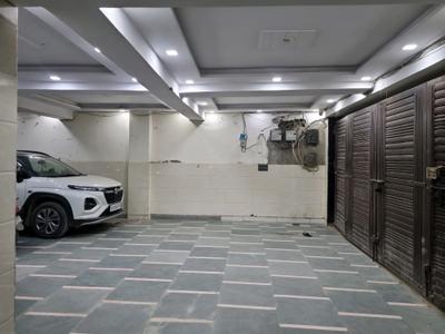 Car Garage Image of 700 Sq.ft 2 BHK Builder Floor for rent in Matiala New Delhi for Rs. 22500