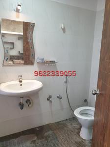 Image of 1050 Sq.ft 2 BHK Apartment / Flat for rent in Nagala Park, Kolhapur for Rs. 28000
