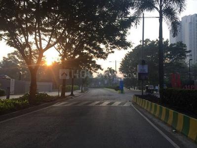 Image of 600 Sq.ft 1 BHK Apartment / Flat for rent in Amanora Park Town, Pune for Rs. 27000