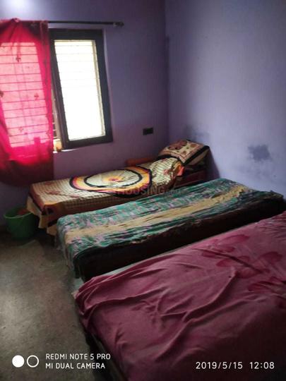 Bedroom Image of Mahajan Hostel in Karve Nagar, Pune