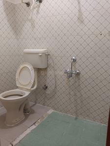 Bathroom Image of 1100 Sq.ft 2 BHK Builder Floor for rent in Ejipura Bangalore for Rs. 24000