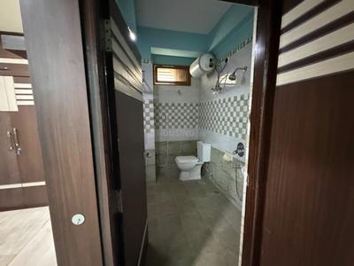Bathroom Image of 2300 Sq.ft 2 BHK Builder Floor for rent in Kothapet Hyderabad for Rs. 30000