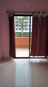 Bedroom Image of 600 Sq.ft 1 BHK Apartment / Flat for rent in Magarpatta Heliconia, Magarpatta City Pune for Rs. 26000