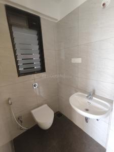 Bathroom Image of 700 Sq.ft 2 BHK Apartment / Flat for sale in 34 Park Estate, Goregaon West Mumbai for Rs. 19000000